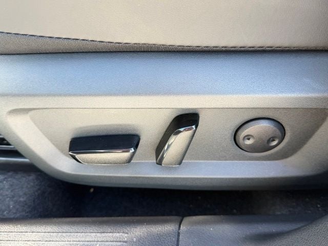 2026 Nissan Rogue SV PREMIUM PACKAGE