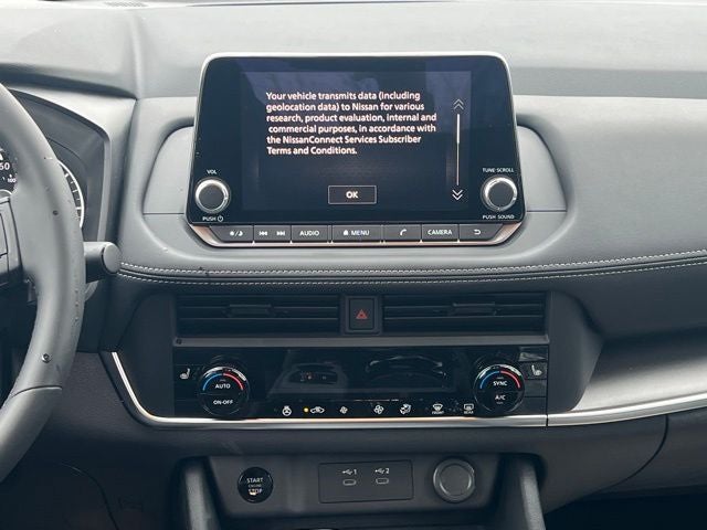 2026 Nissan Rogue SV COLD WEATHER PACKAGE