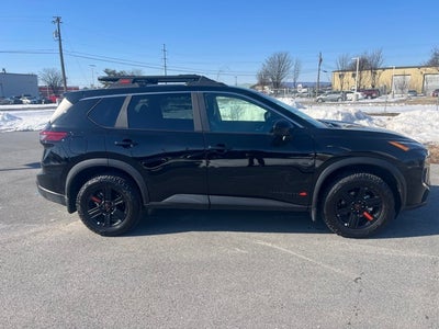 2025 Nissan Rogue Rock Creek