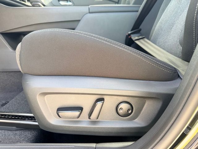 2026 Nissan Rogue SV COLD WEATHER PACKAGE