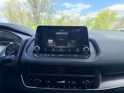 2026 Nissan Rogue SV COLD WEATHER PACKAGE