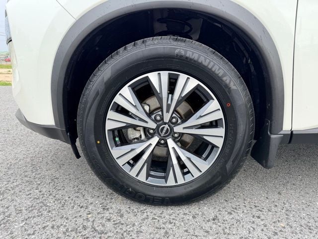 2023 Nissan Rogue SV PREMIUM PACKAGE