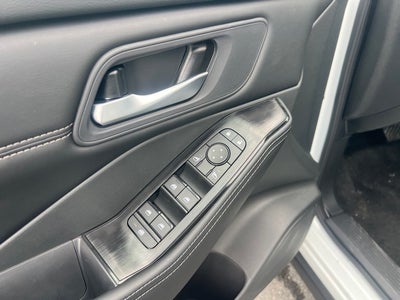 2026 Nissan Rogue SV COLD WEATHER PACKAGE