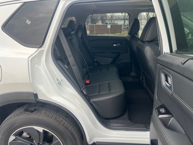 2026 Nissan Rogue SV COLD WEATHER PACKAGE