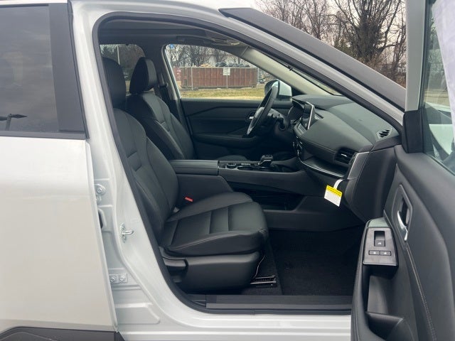 2026 Nissan Rogue SV COLD WEATHER PACKAGE