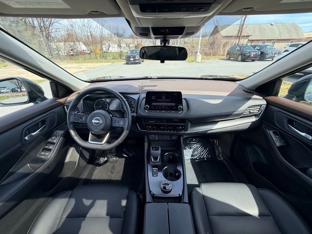 2023 Nissan Rogue SV PREMIUM PACKAGE