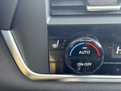 2023 Nissan Rogue SV PREMIUM PACKAGE