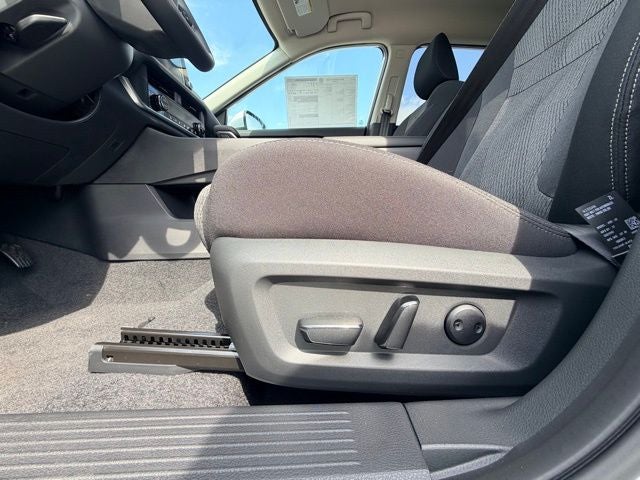 2026 Nissan Rogue SV COLD WEATHER PACKAGE