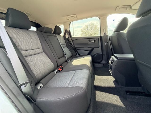 2026 Nissan Rogue SV COLD WEATHER PACKAGE