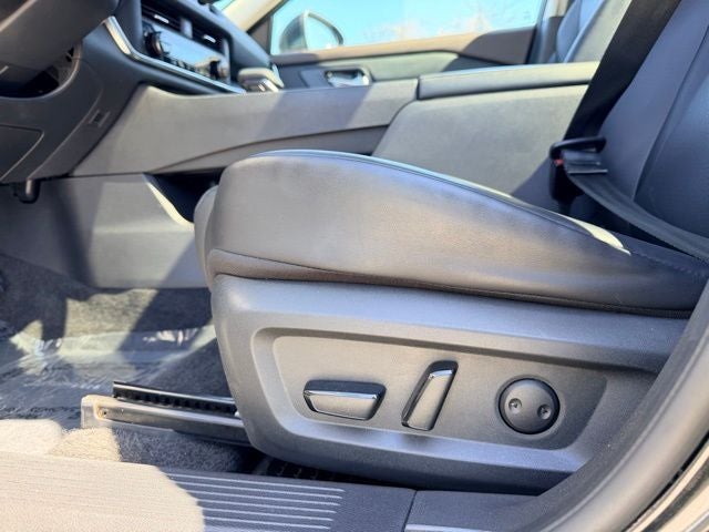 2023 Nissan Rogue SV PREMIUM PACKAGE