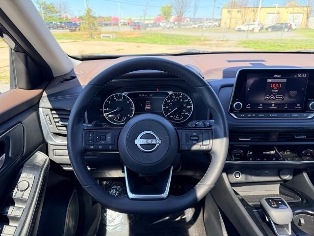 2023 Nissan Rogue SV PREMIUM PACKAGE
