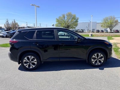 2023 Nissan Rogue SV PREMIUM PACKAGE
