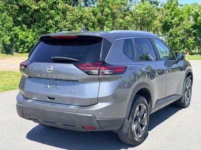 2024 Nissan Rogue SV PREMIUM PACKAGE