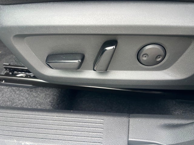 2026 Nissan Rogue SV PREMIUM, COLD WEATHER PACKAGE