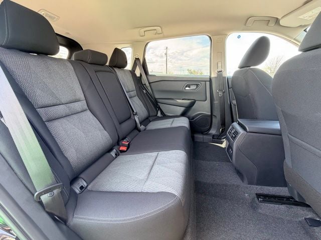 2026 Nissan Rogue SV COLD WEATHER PACKAGE