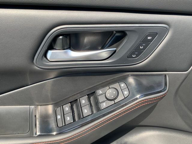 2026 Nissan Rogue Rock Creek PREMIUM PACKAGE
