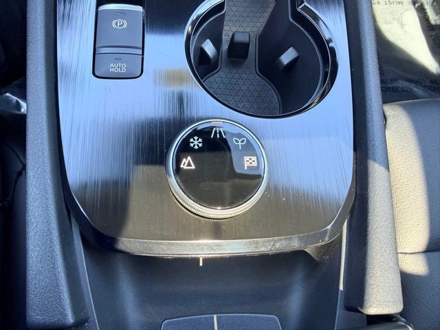 2023 Nissan Rogue SV PREMIUM PACKAGE