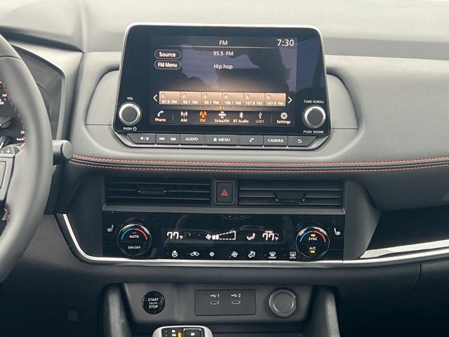 2026 Nissan Rogue Rock Creek PREMIUM PACKAGE