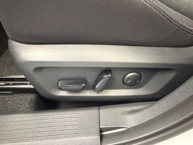 2026 Nissan Rogue SV COLD WEATHER PACKAGE