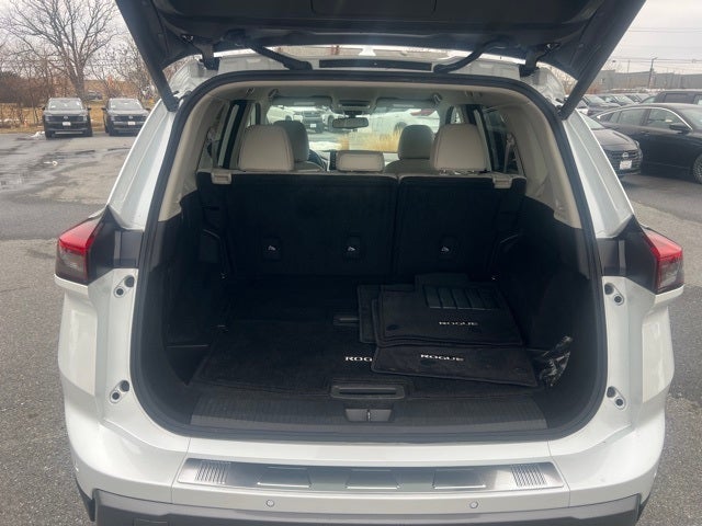 2024 Nissan Rogue SL