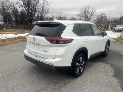 2024 Nissan Rogue SL
