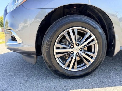 2017 INFINITI QX60 Base