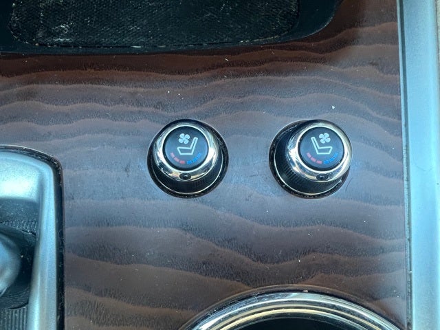 2020 Nissan Pathfinder Platinum