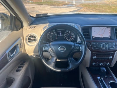 2020 Nissan Pathfinder Platinum