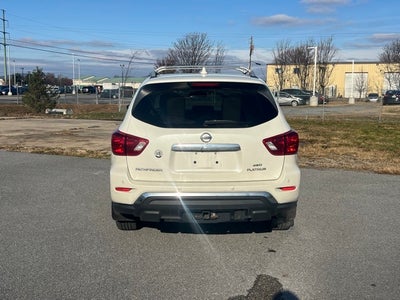 2020 Nissan Pathfinder Platinum