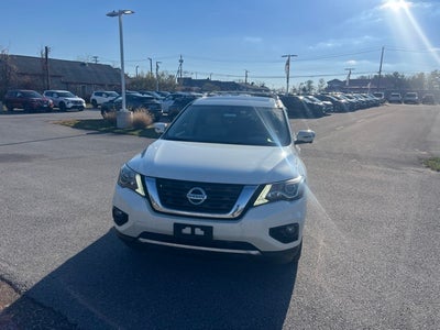 2020 Nissan Pathfinder Platinum