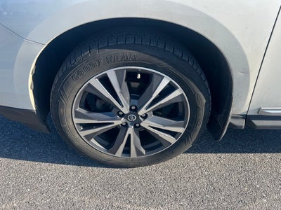 2020 Nissan Pathfinder Platinum