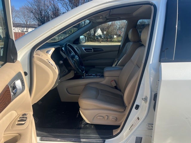 2020 Nissan Pathfinder Platinum