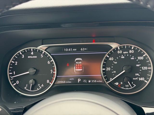 2025 Nissan Pathfinder SV