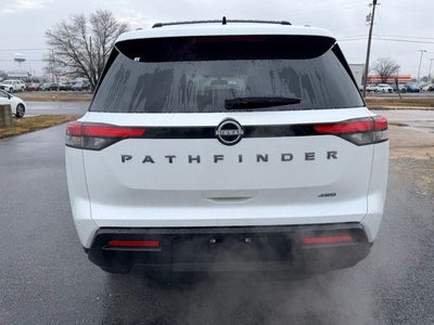 2026 Nissan Pathfinder SV