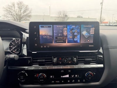 2026 Nissan Pathfinder SV