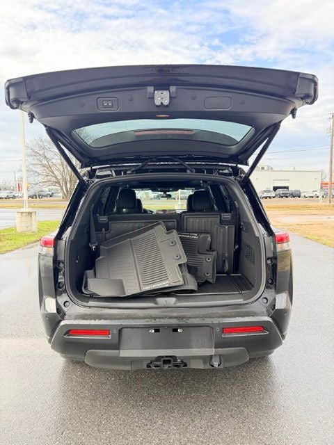 2026 Nissan Pathfinder Rock Creek PREMIUM PACKAGE