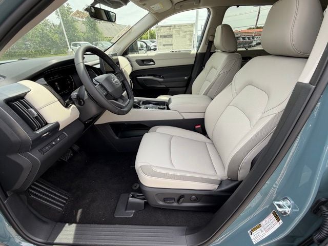 2026 Nissan Pathfinder SL PREMIUM PACKAGE
