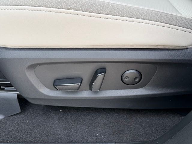 2026 Nissan Pathfinder SL PREMIUM PACKAGE