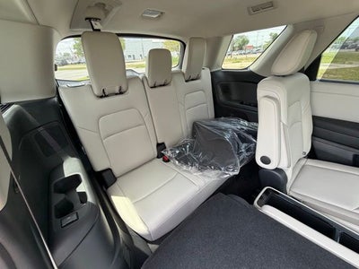 2026 Nissan Pathfinder SL PREMIUM PACKAGE