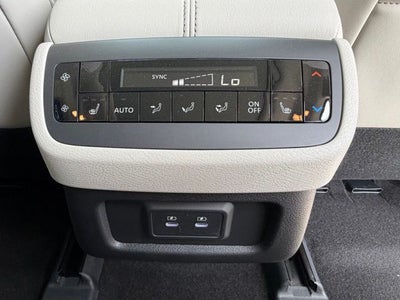 2026 Nissan Pathfinder SL PREMIUM PACKAGE