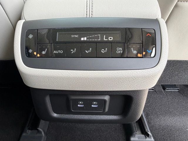 2026 Nissan Pathfinder SL PREMIUM PACKAGE