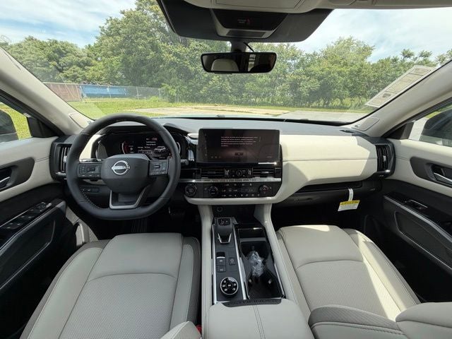 2026 Nissan Pathfinder SL PREMIUM PACKAGE