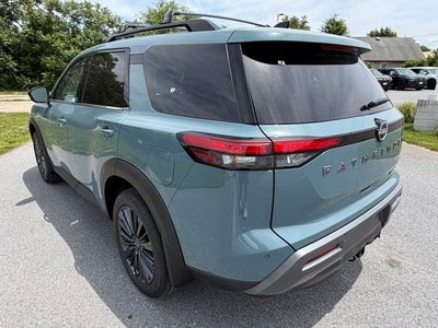 2026 Nissan Pathfinder SL PREMIUM PACKAGE