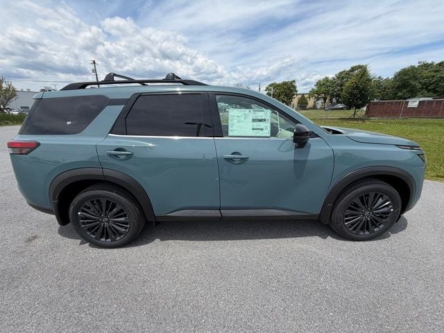 2026 Nissan Pathfinder SL PREMIUM PACKAGE
