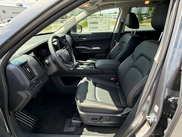 2026 Nissan Pathfinder SL PREMIUM PACKAGE