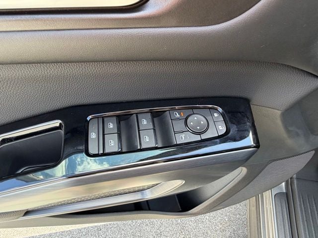 2026 Nissan Pathfinder SL PREMIUM PACKAGE