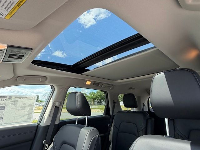 2026 Nissan Pathfinder SL PREMIUM PACKAGE