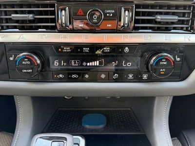 2026 Nissan Pathfinder SL PREMIUM PACKAGE