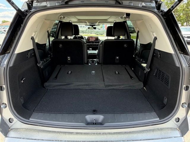 2026 Nissan Pathfinder SL PREMIUM PACKAGE