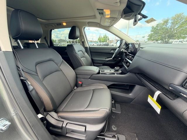 2026 Nissan Pathfinder SL PREMIUM PACKAGE